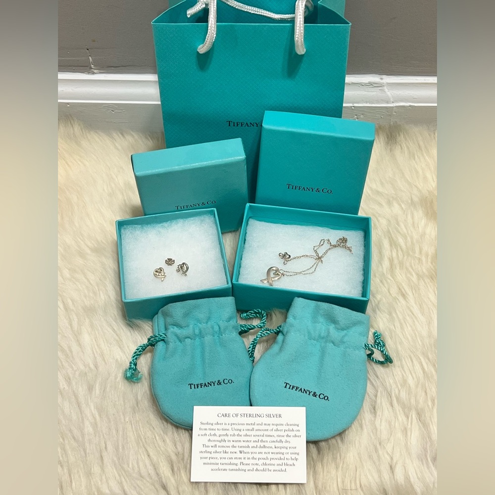 Authentic Tiffany Paloma Picasso Loving Heart pendant and earrings sliver set